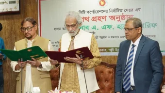 মেয়রের শপথ নিয়ে ডা. শাহাদাত বললেন ‘চট্টগ্রাম বাঁচলেই বাংলাদেশ বাঁচবে’